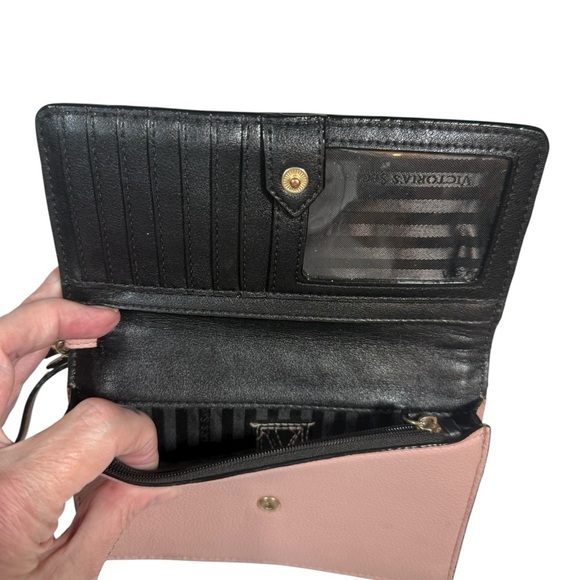 Victoria's Secret Pink Quilted Wallet - Picture 4 of 10